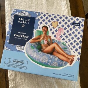 Roller Rabbit Blue Patterned Pool Float with Green Trim